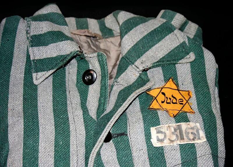 uniforme judio de auschwitz