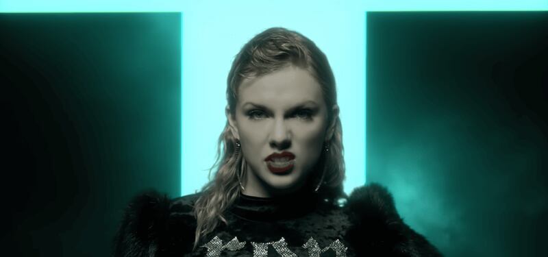 taylor swift video look what you made me do, significado, simbolos, referencias