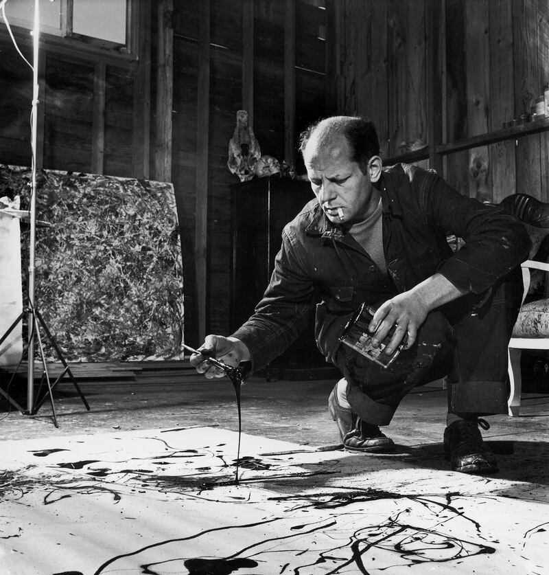 Jackson Pollock pintando