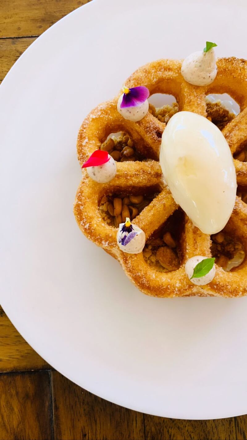 postre en trazo 1810