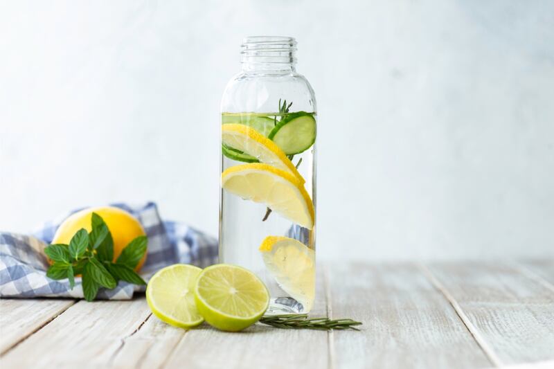 agua con fruta