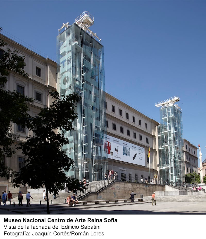 fachada del museo reina sofia
