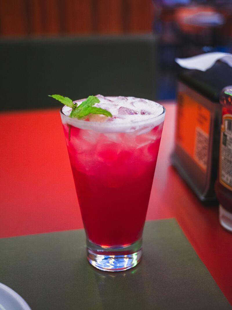 Bebidas refrescantes para vencer la ola de calor