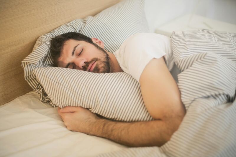 Playlists y apps para dormir bien y mejorar tus hábitos de sueño