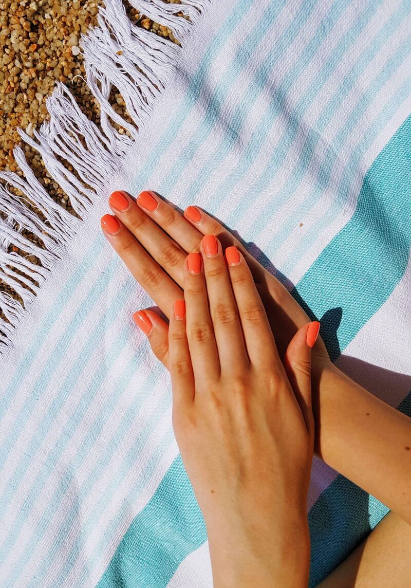 Uñas naranjas