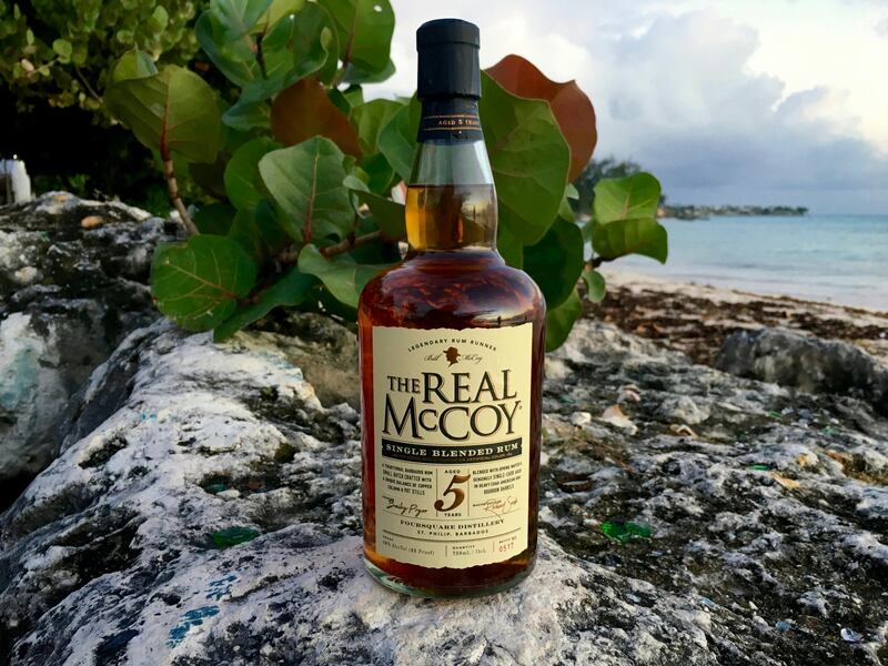 Conoce la botella de ron más cara del mundo