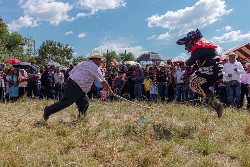 fiesta de san lucas el baile del vaquero