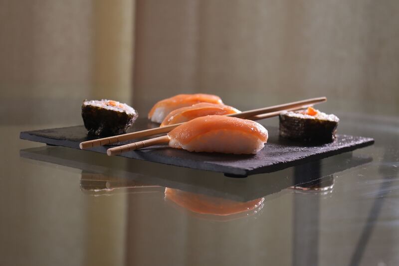 sushi de salmon