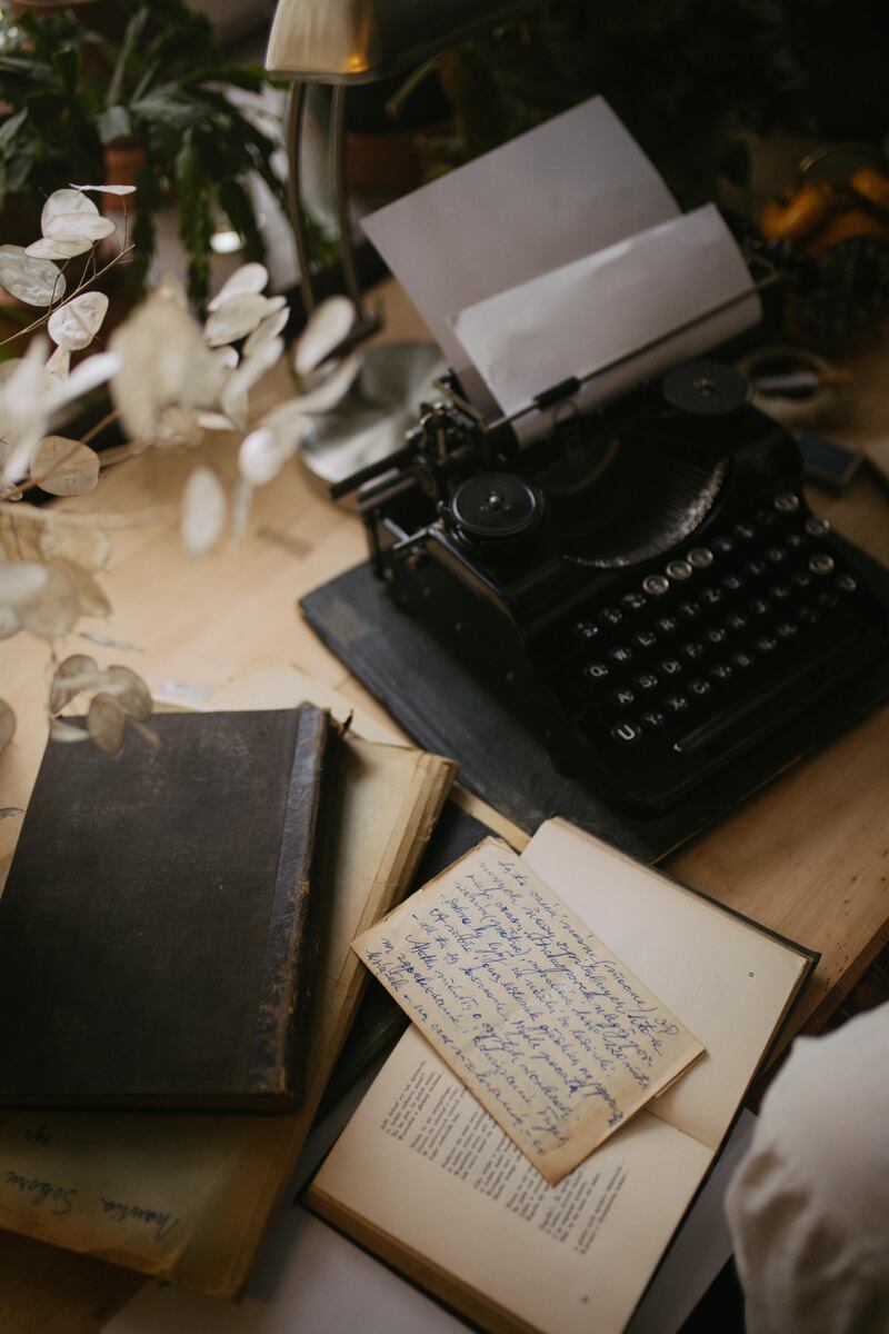 20 poemas de amor para dedicar a una mujer