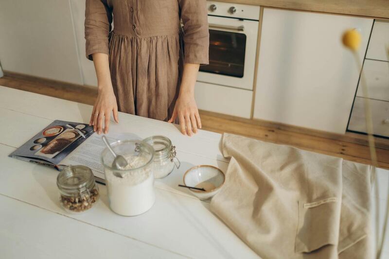 nostalgia comida libro de recetas en la cocina