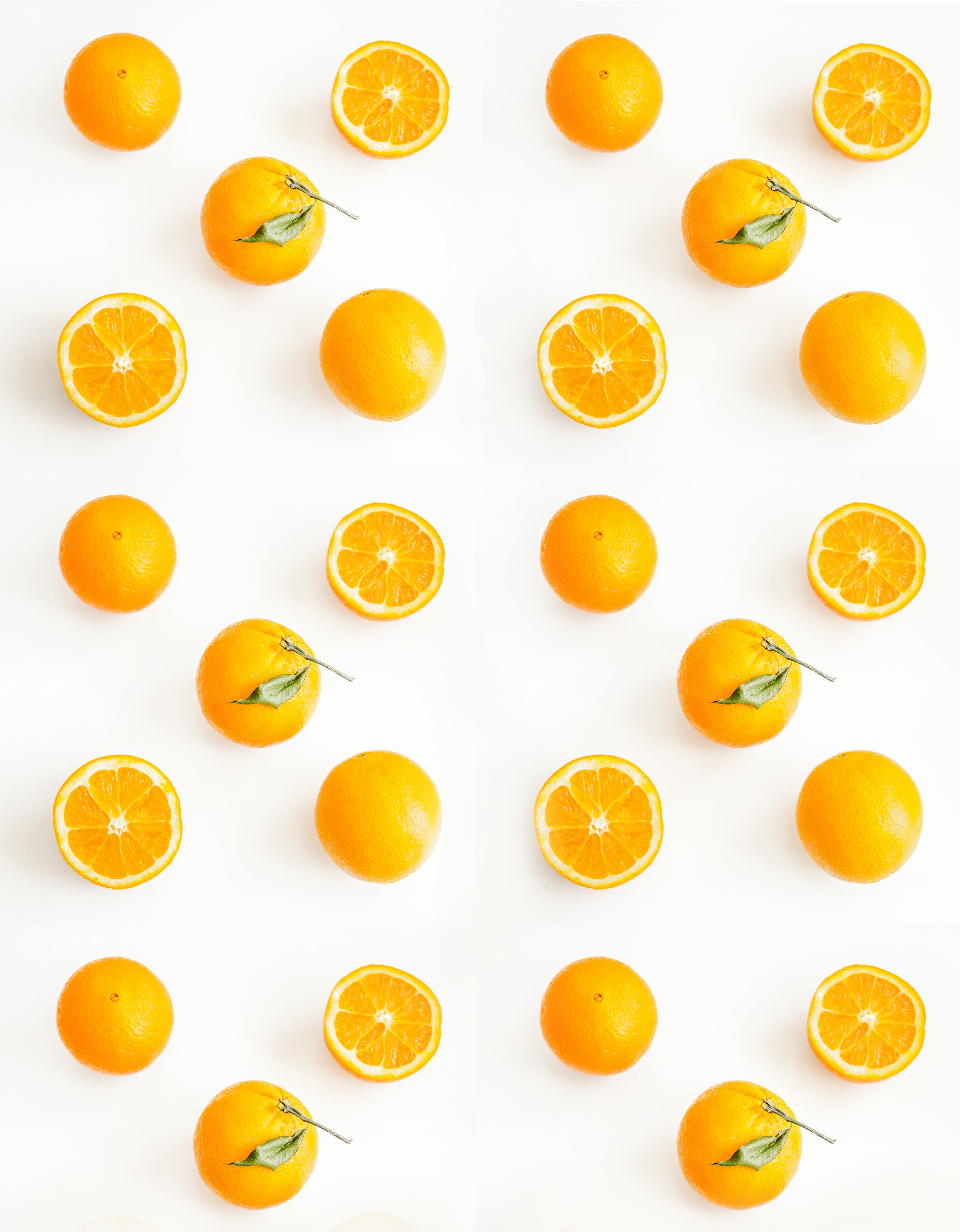 Naranjas y mandarinas. Al ser unas frutas ricas en vitamina C, las naranjas y las mandarinas ayudan a nuestro organismo a disminuir los síntomas del resfriado respiratorias.
