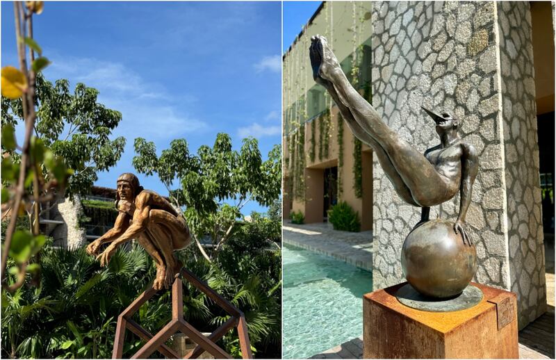 esculturas de Jorge Marin hotel xcaret arte